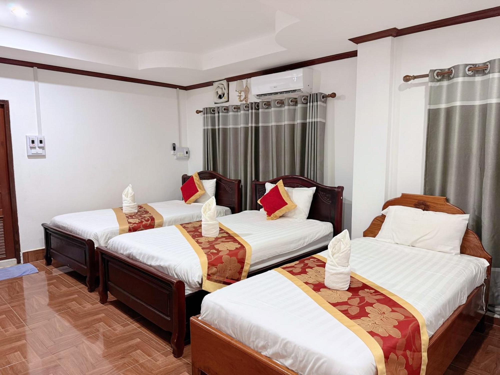 Vangvieng Sisavang Mountain View Hotel Vang Vieng Exteriér fotografie