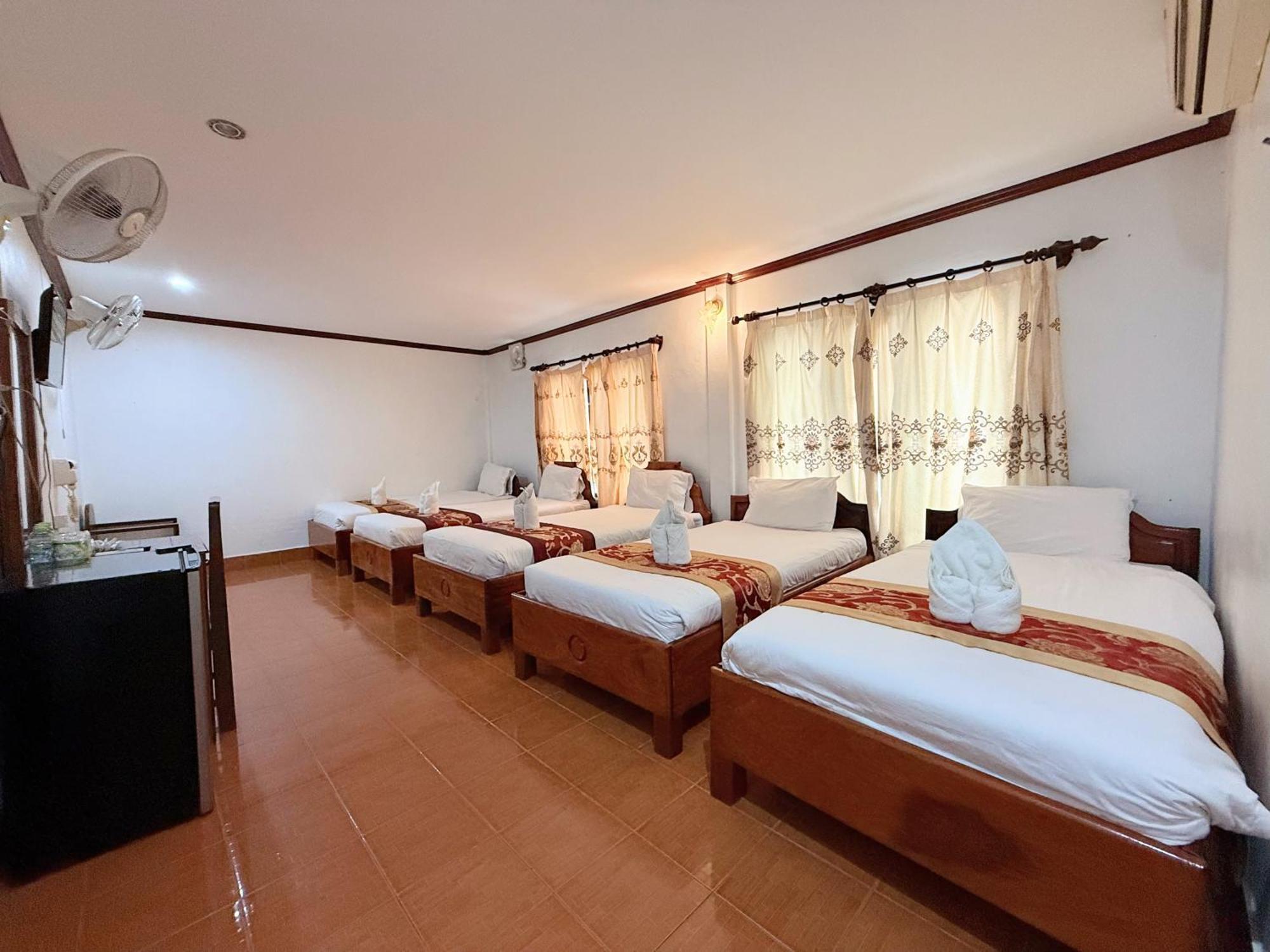 Vangvieng Sisavang Mountain View Hotel Vang Vieng Exteriér fotografie