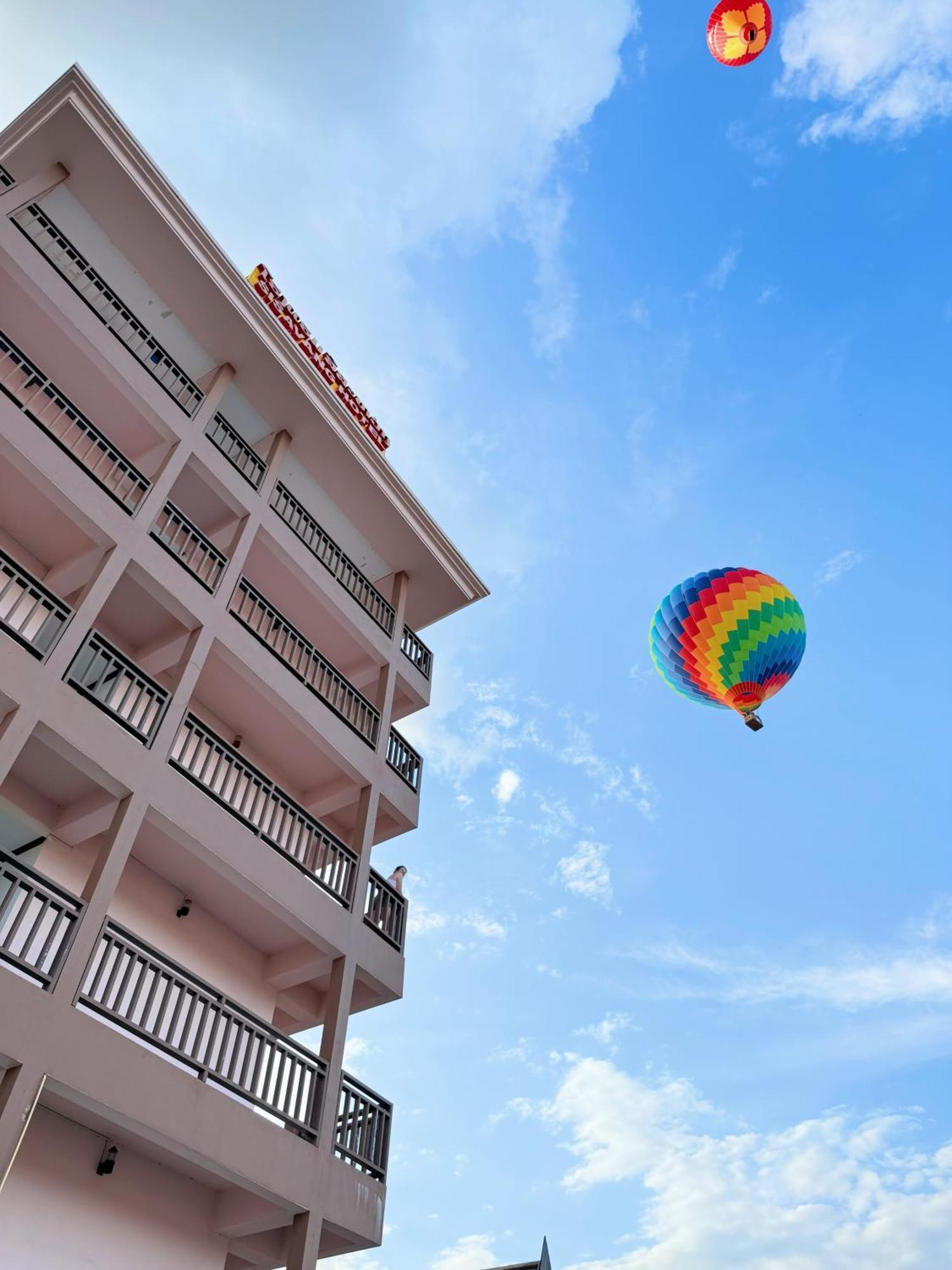 Vangvieng Sisavang Mountain View Hotel Vang Vieng Exteriér fotografie