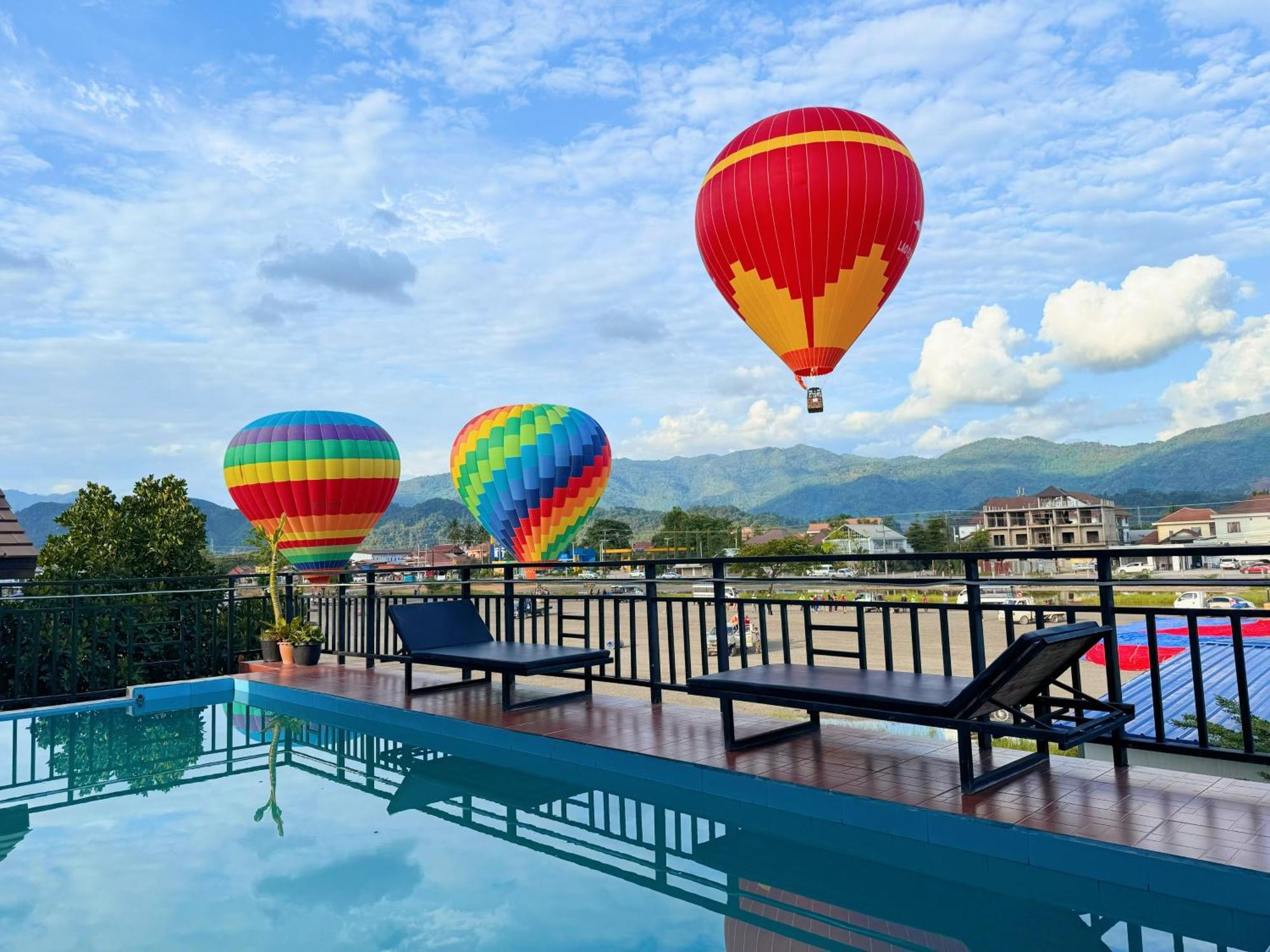 Vangvieng Sisavang Mountain View Hotel Vang Vieng Exteriér fotografie